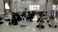 Indahnya Berbagi di Bulan Suci Ramadan, Ini yang Dilakukan Peserta Didik SMP Islam Athirah 1 Makassar