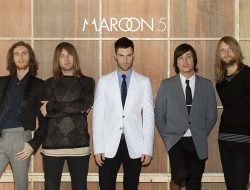 Nostalgia dan Bikin Baper, Lagu Payphone Maroon 5 Clean Version No Rap Viral di Tiktok