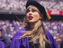 Taylor Swift Raih Gelar Doktor Tanpa Kuliah dari New York University, Begini Isi Pidatonya