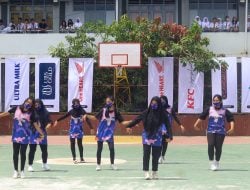 Tim Dance SMAN 16 Makassar Tampil Energik di Roadshow DBL South Sulawesi Series 2022