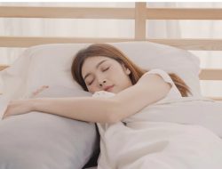 Bahaya Tidur Terlalu Lama dan Cara Menghindarinya