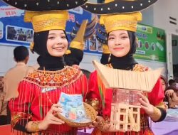SMPN 5 Makassar Kenalkan Kearifan Lokal Lewat Karya, Kerajinan dari Stik Kayu