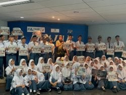 Serunya SMKN 5 Sidrap Belajar Jurnalistik di Redaksi Harian FAJAR