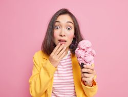 Ternyata Makanan Berlemak Bisa Meningkatkan Risiko Kesehatan Mental, Suka Makan Es Krim Harus Waspada
