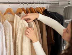 7 Tips Hemat Tapi Tetap Stylish dengan Metode Capsule Wardrobe