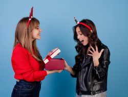Yuk Ciptakan Kenangan Tak Terlupakan Melalui Gift yang Kamu Berikan