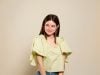 7 Outfit yang Bisa Membuat Kulit Kamu Terlihat Lebih Cerah