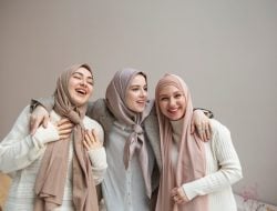 Modest Fashion: Inspirasi Tertutup Aurat yang Tetap Trendy